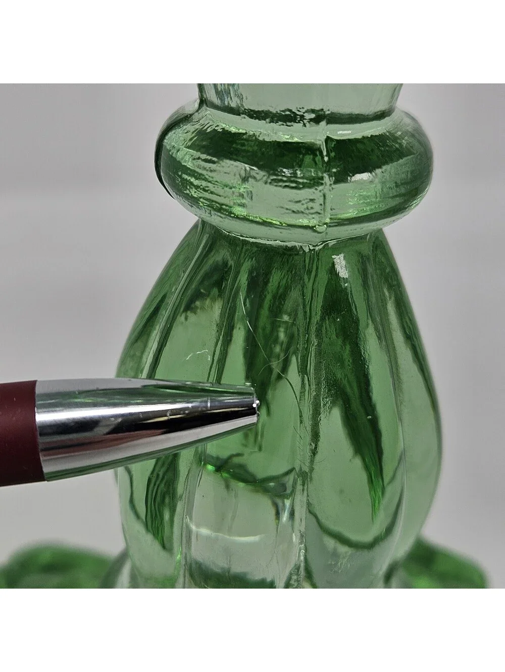 Vintage Retro Green Depression Glass Oil Lamp 9.25